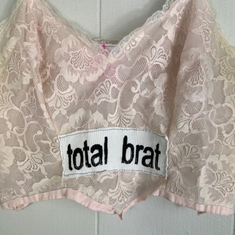 Vanity Fair Lace Cami Crop Top Total Brat Patch Pink Star Girlie Lingerie - Picture 2 of 7